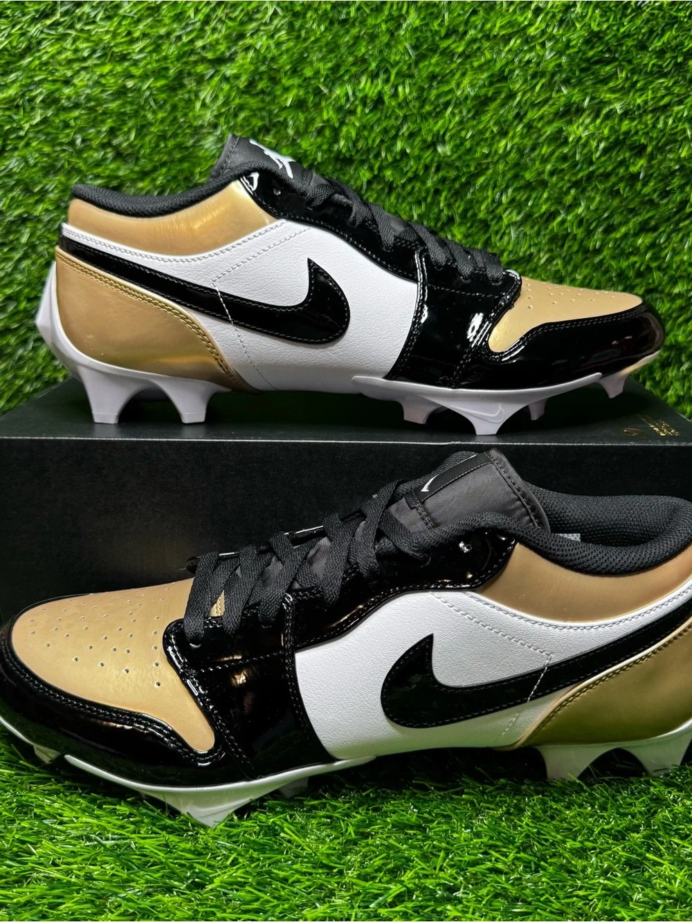 Size 13 - Mens Jordan 1 Low TD Football Cleats Patent Gold Toe - FJ6245-701